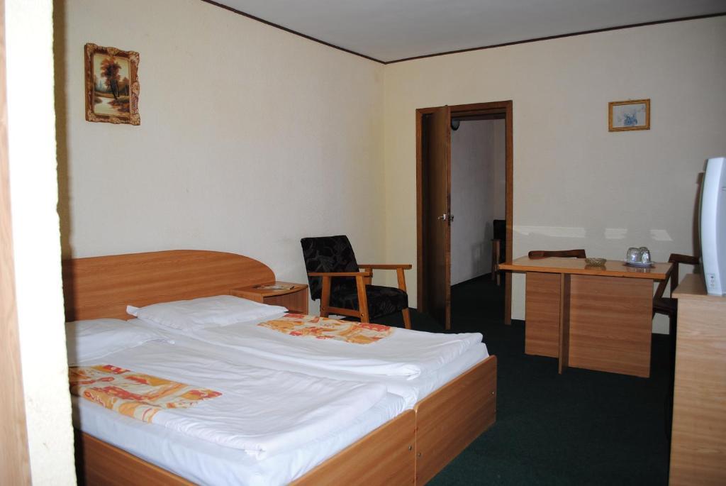 Hotel West Scheia 객실 사진